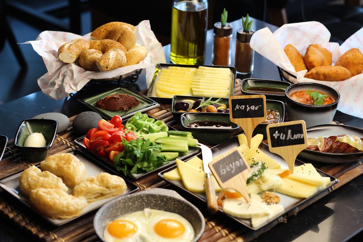 Dora's Cafe & Brasserie-3